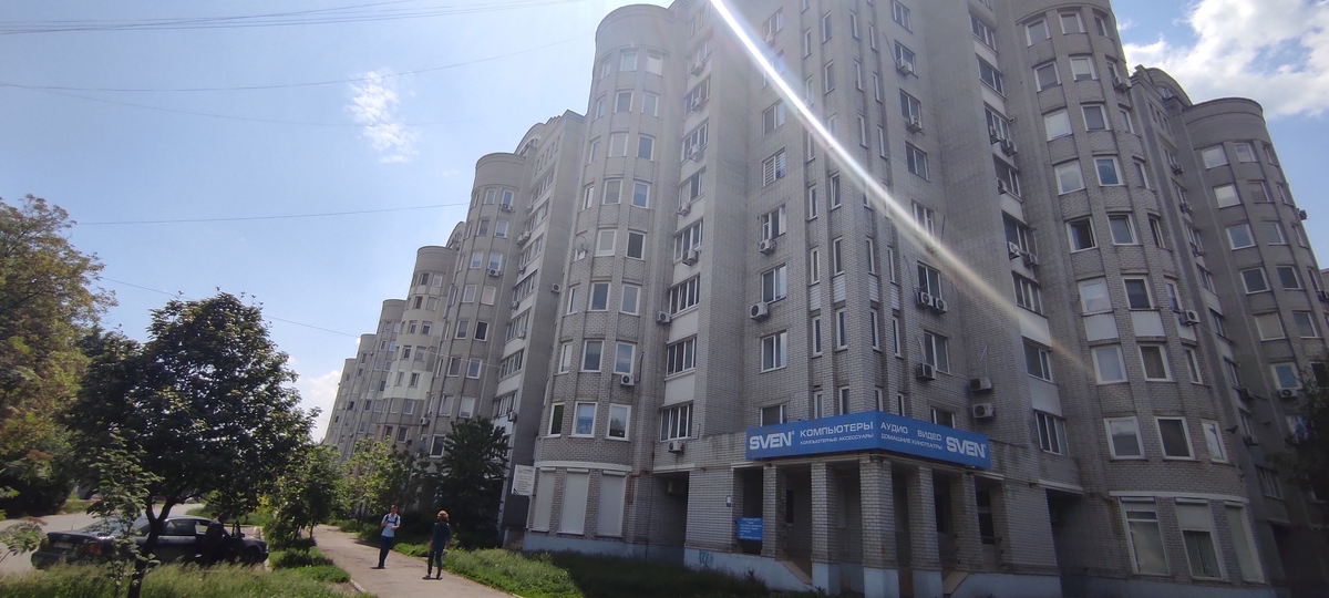 Продам большую (128 м.кв.) квартиру в новострое на Титова (Суворова14) фото 1